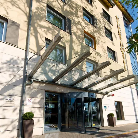 Achat 4* Budapest