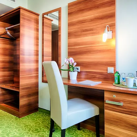 فندق Czech Ferenc 4*