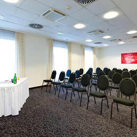 Czech Ferenc فندق