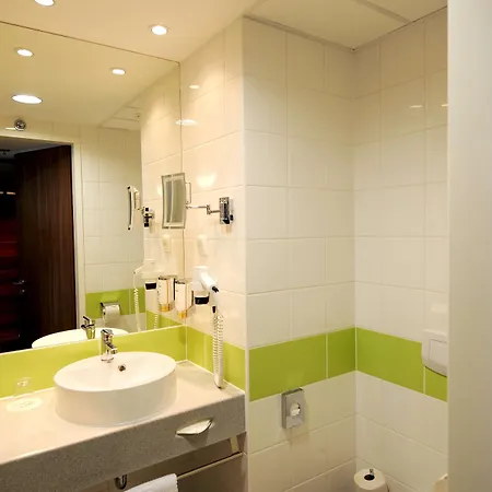 Czech Ferenc بودابست