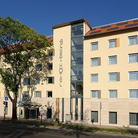 Czech Ferenc فندق 4*