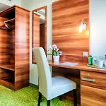 Hotell Czech Ferenc 4*