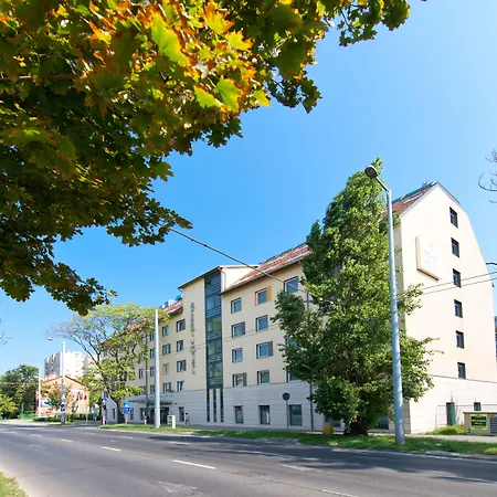 酒店 Czech Ferenc 4*